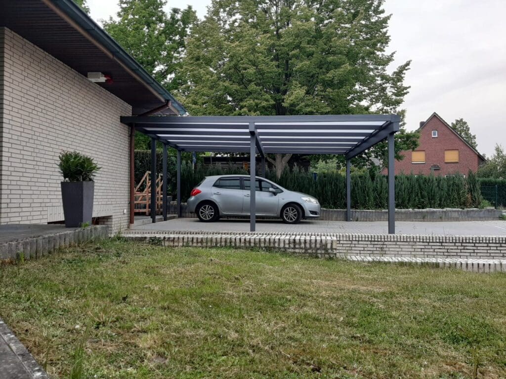 Алюмінієвий навіс 4x5 м – надійний захист від дощу та снігу.